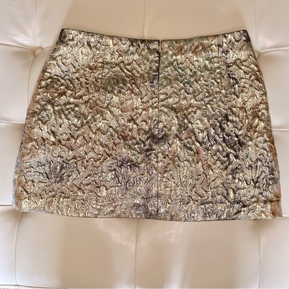 Zara Jacquard Foil Gold Mini Skirt - Picture 4 of 8